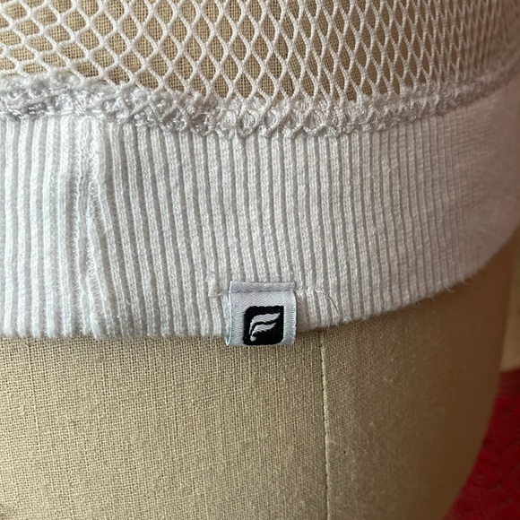 EUC Fabletics white sleeveless mesh hoodie - Picture 9 of 9